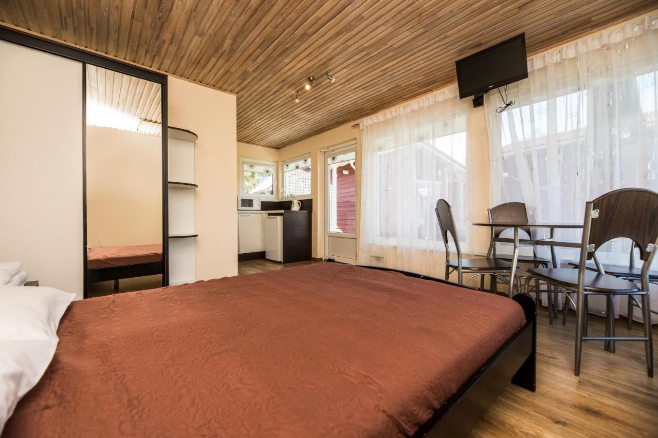 Holiday home Mediniai Nameliai Zibu 99